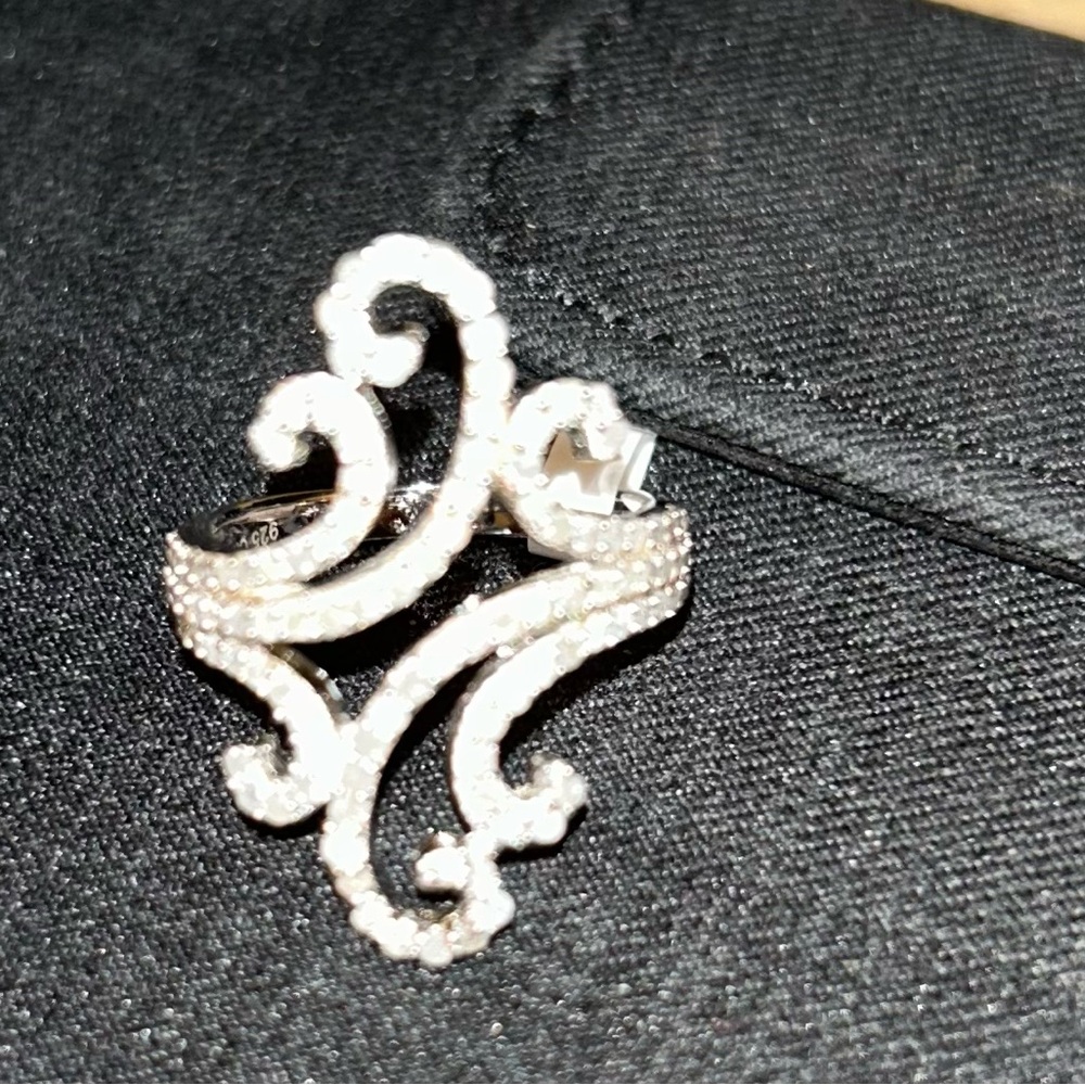 JTV White Diamond Swirl Ring - Picture 2 of 7